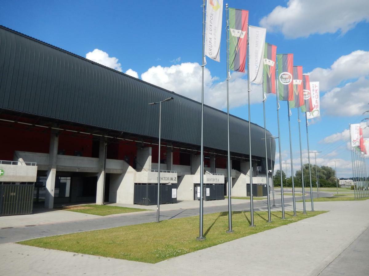 Apartament Przy Stadionie Apartman Tychy Kültér fotó